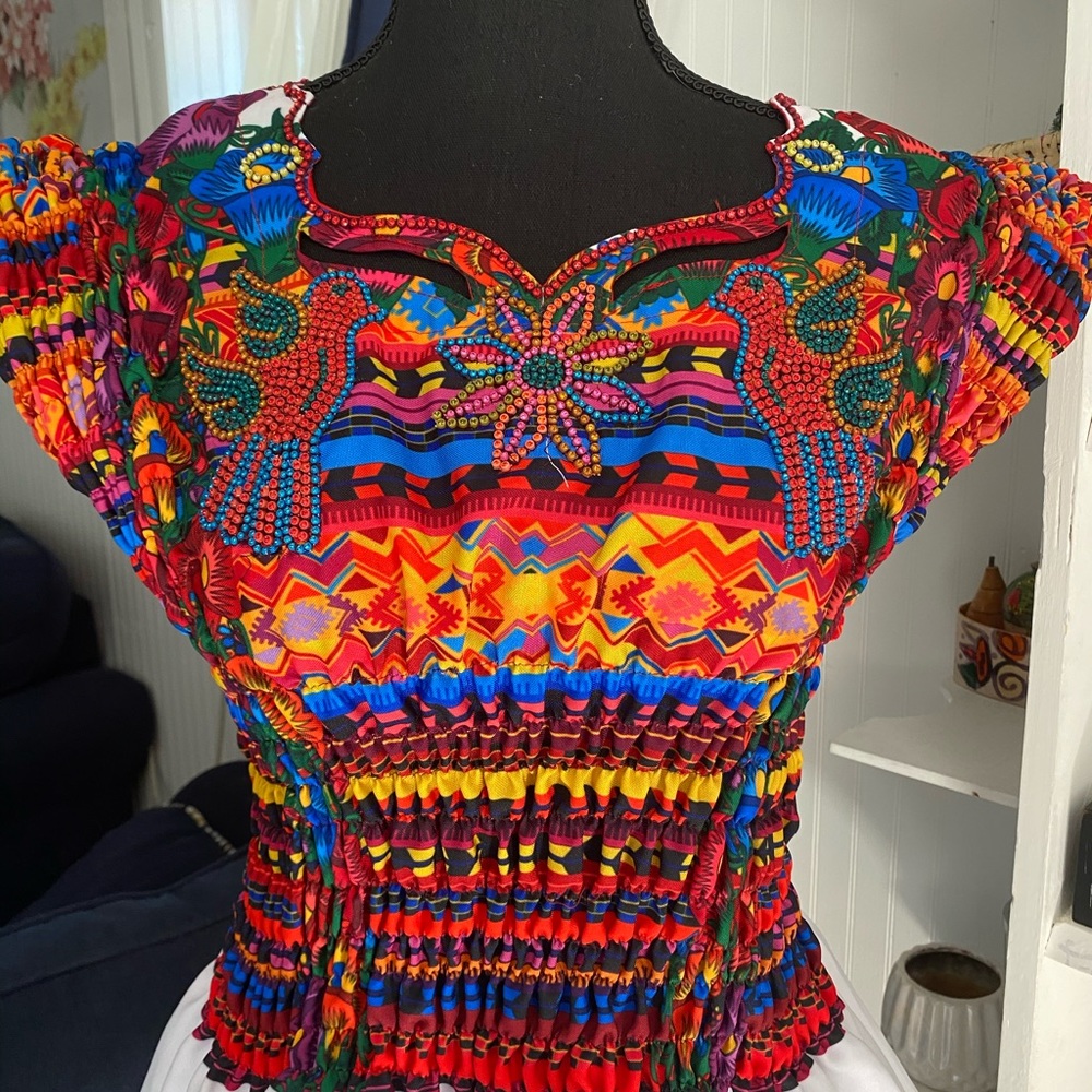 Preciosas blusas guatemaltecas